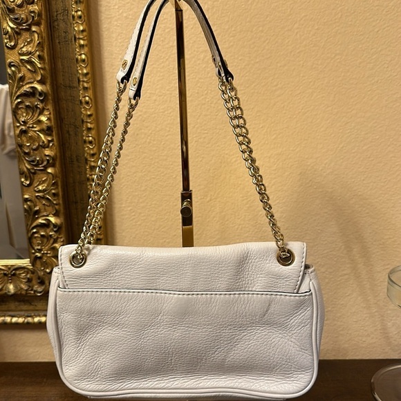 Michael Kors White Shoulder Bag or Crossbody with adjustable chain - Picture 3 of 8